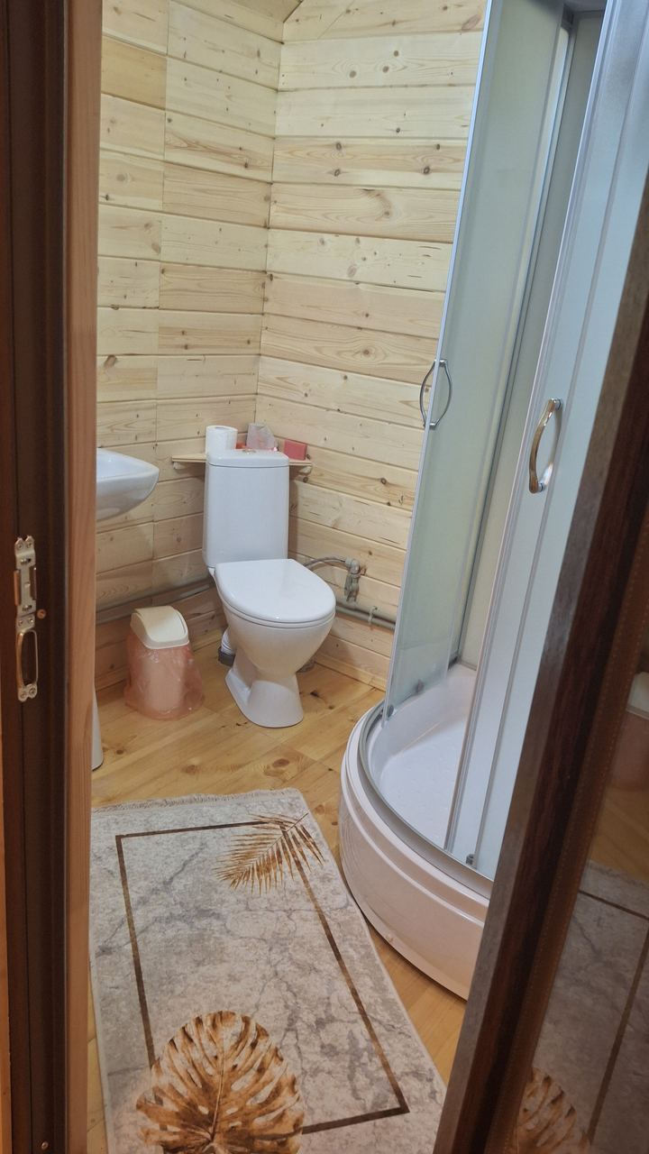 Домик и номера в ущелье, Гагра — фото 3