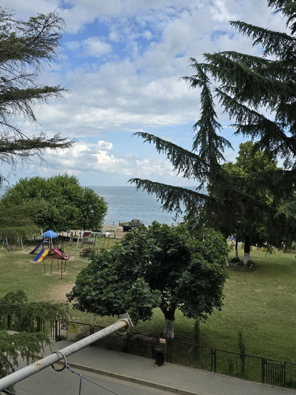 Квартира на берегу моря, Пицунда — фото 20