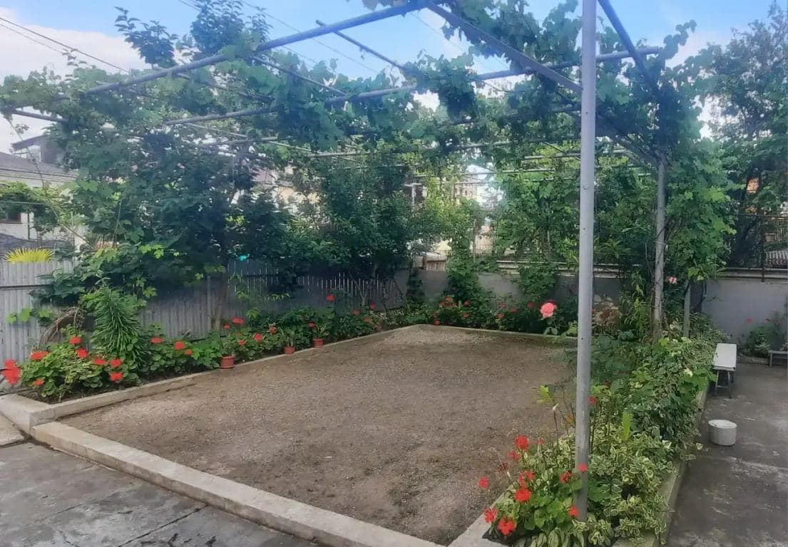Вардания 57, Сухум — фото 8