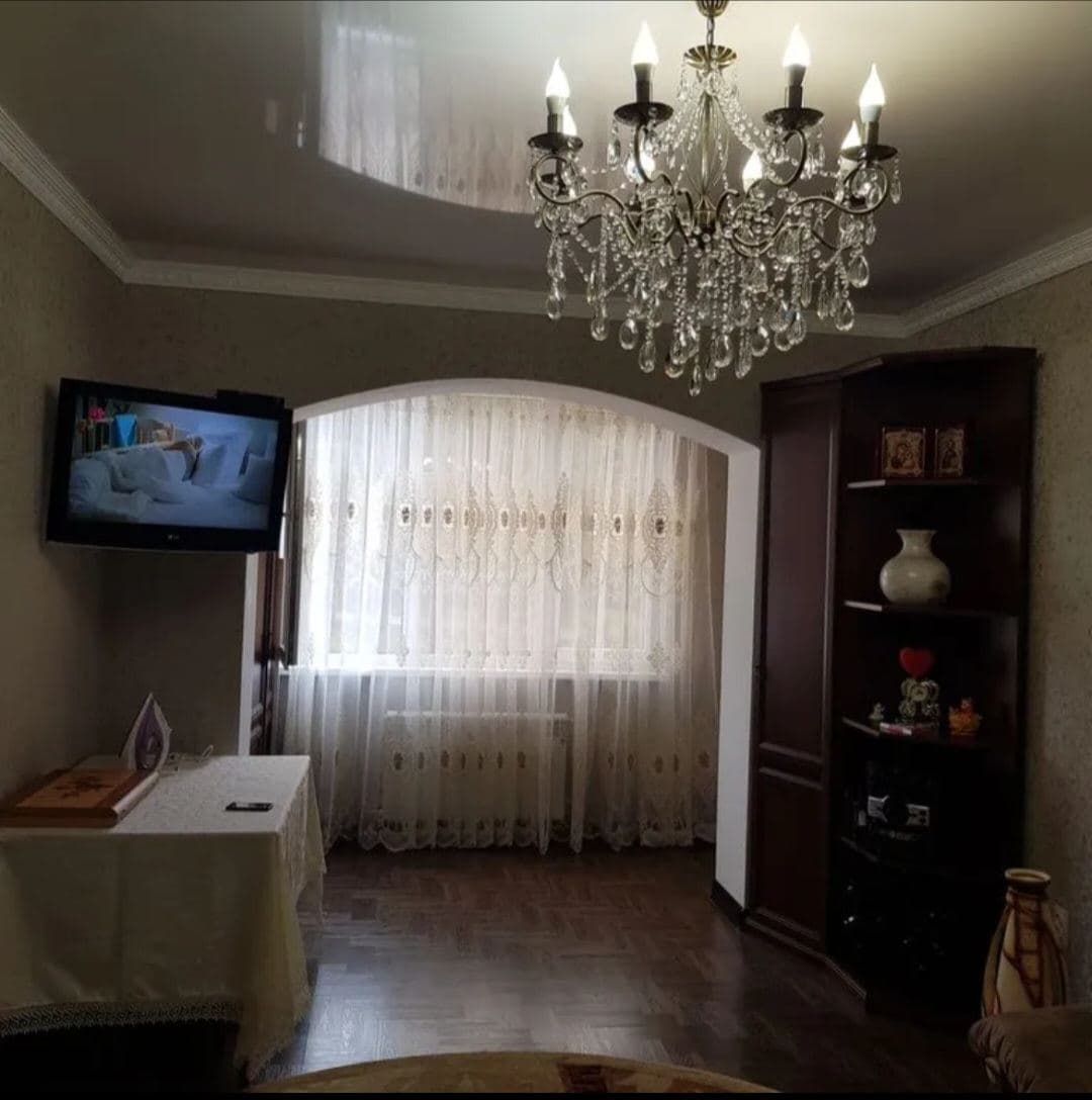 Комната в квартире, проживание с хозяевами, Пицунда — фото 5