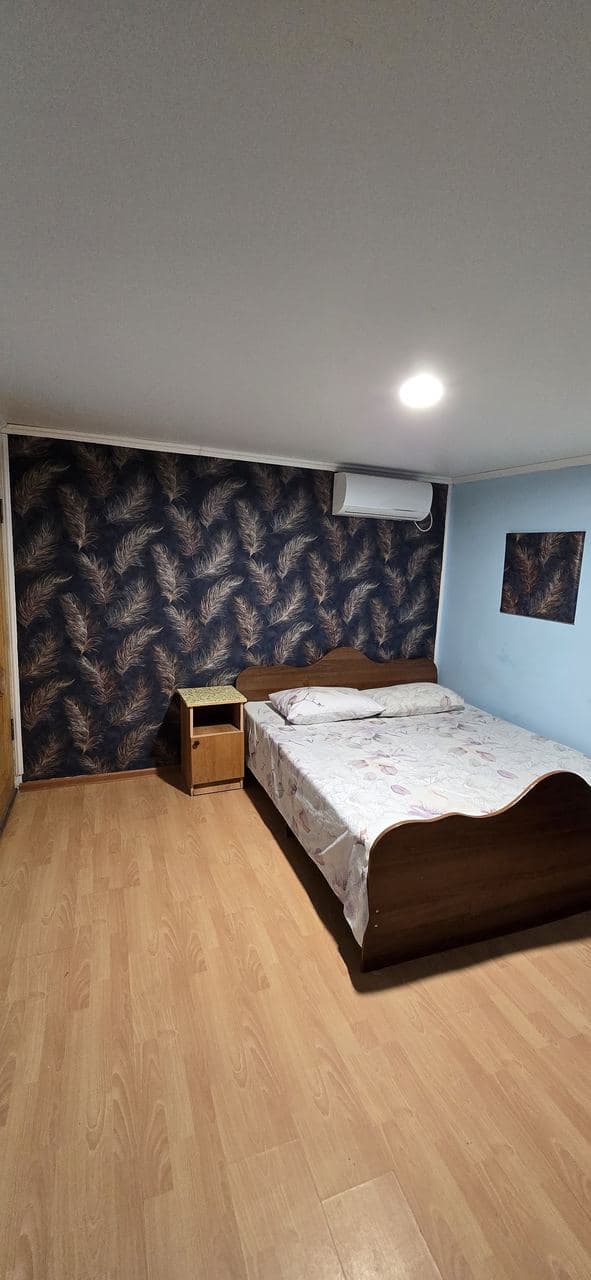 В тени  киви, Сухум — фото 8