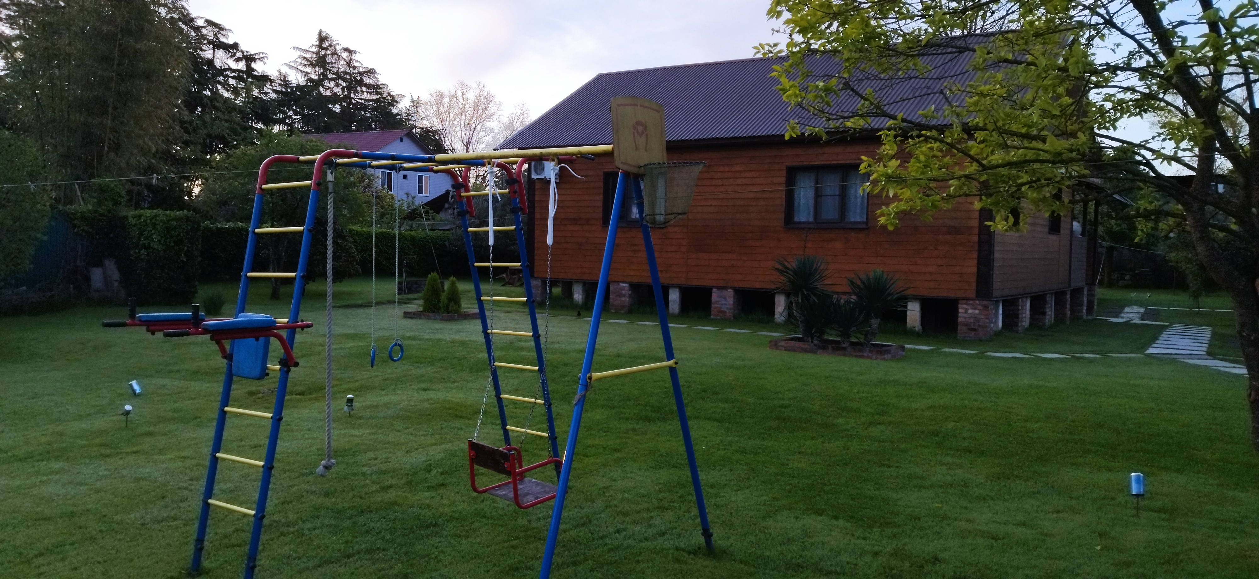 Гостевой дом Оксана, Пицунда