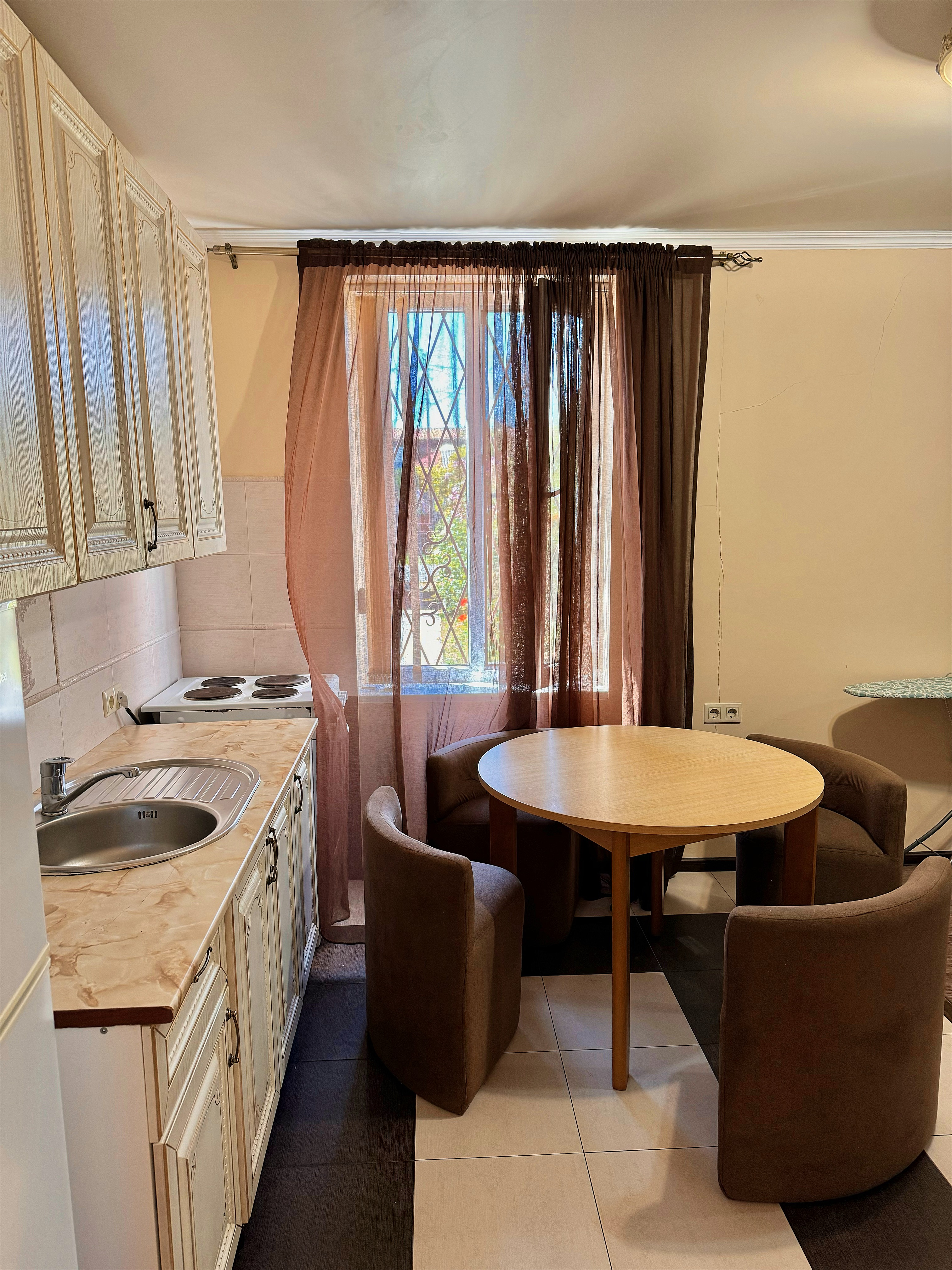 Гостевой дом, Сухум — фото 12