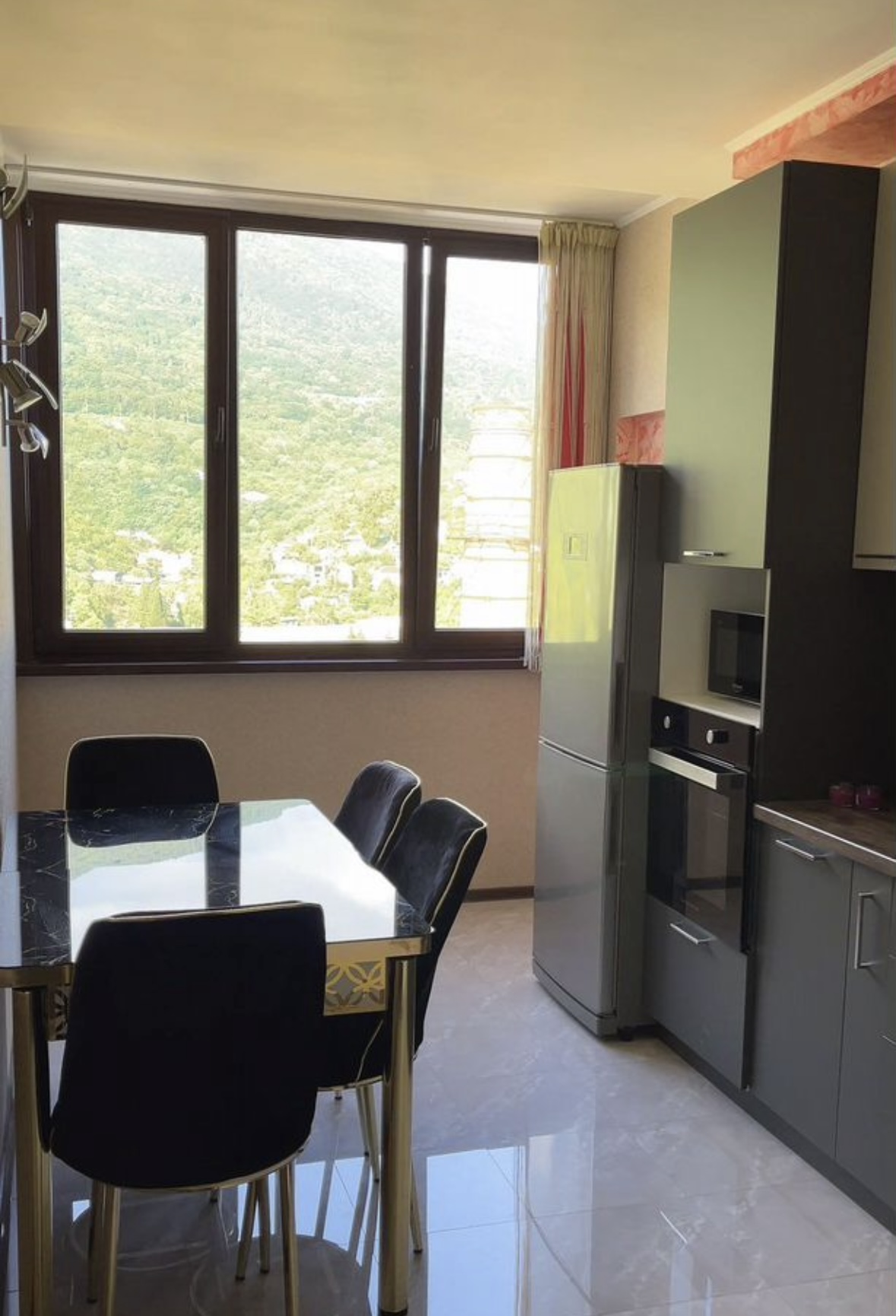 Квартира в высотке, Гагра — фото 3