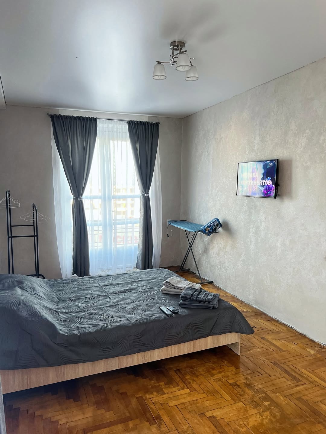 У Крис, Сухум — фото 4