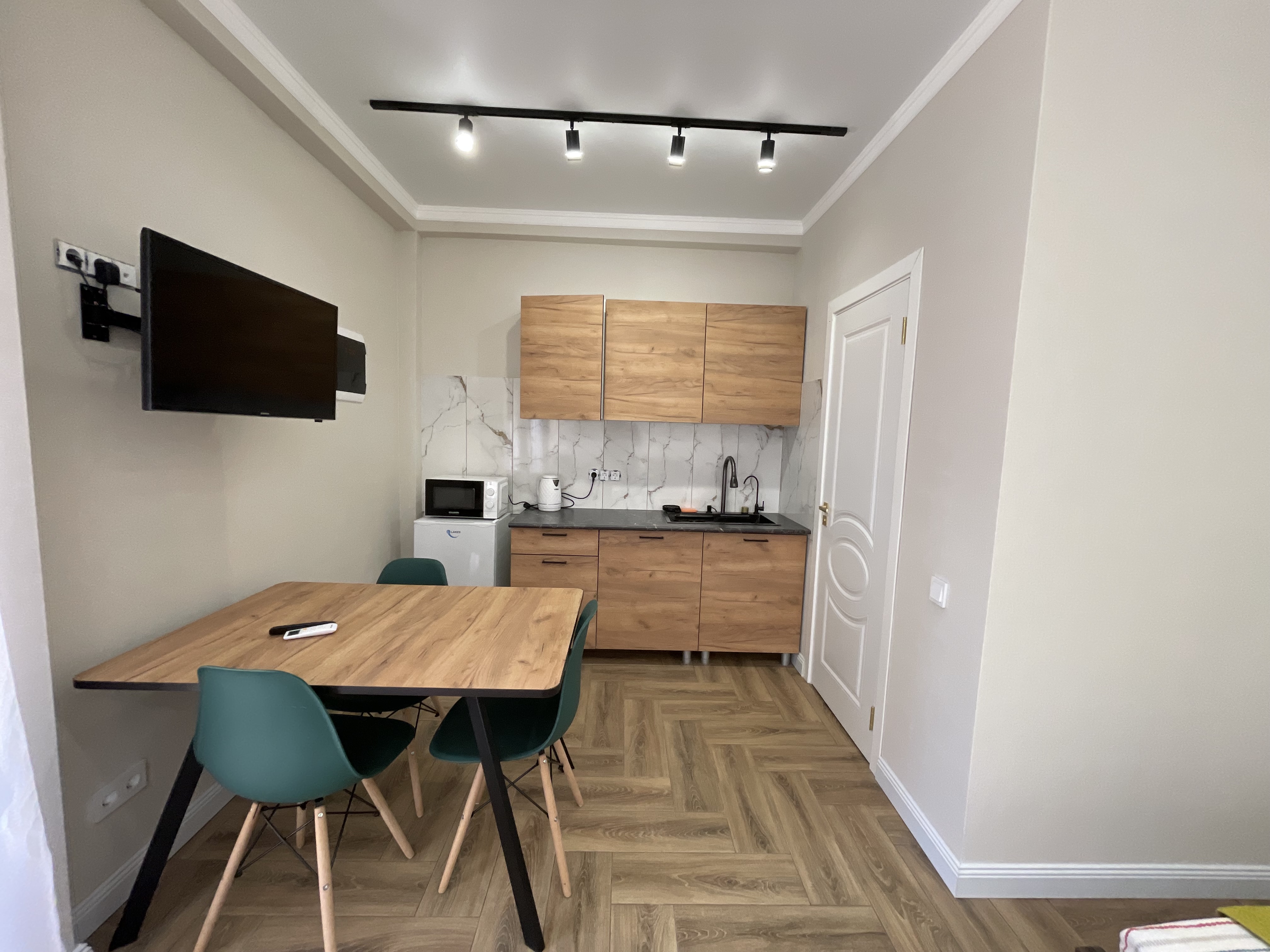 Студия в центре города Сухум по ул. Джона, Сухум — фото 3