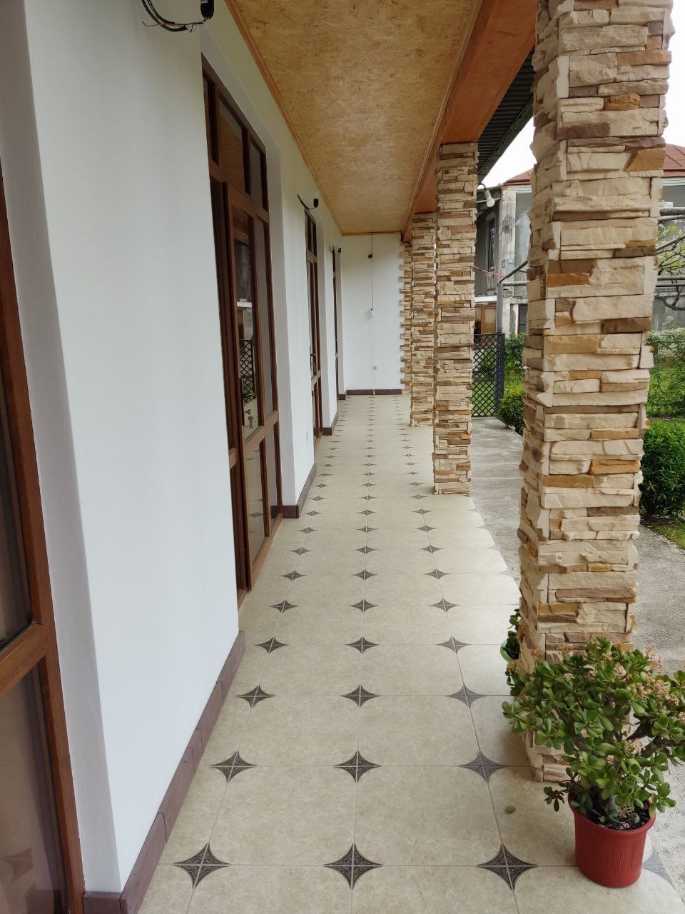 House Diamond, Гудаута — фото 3