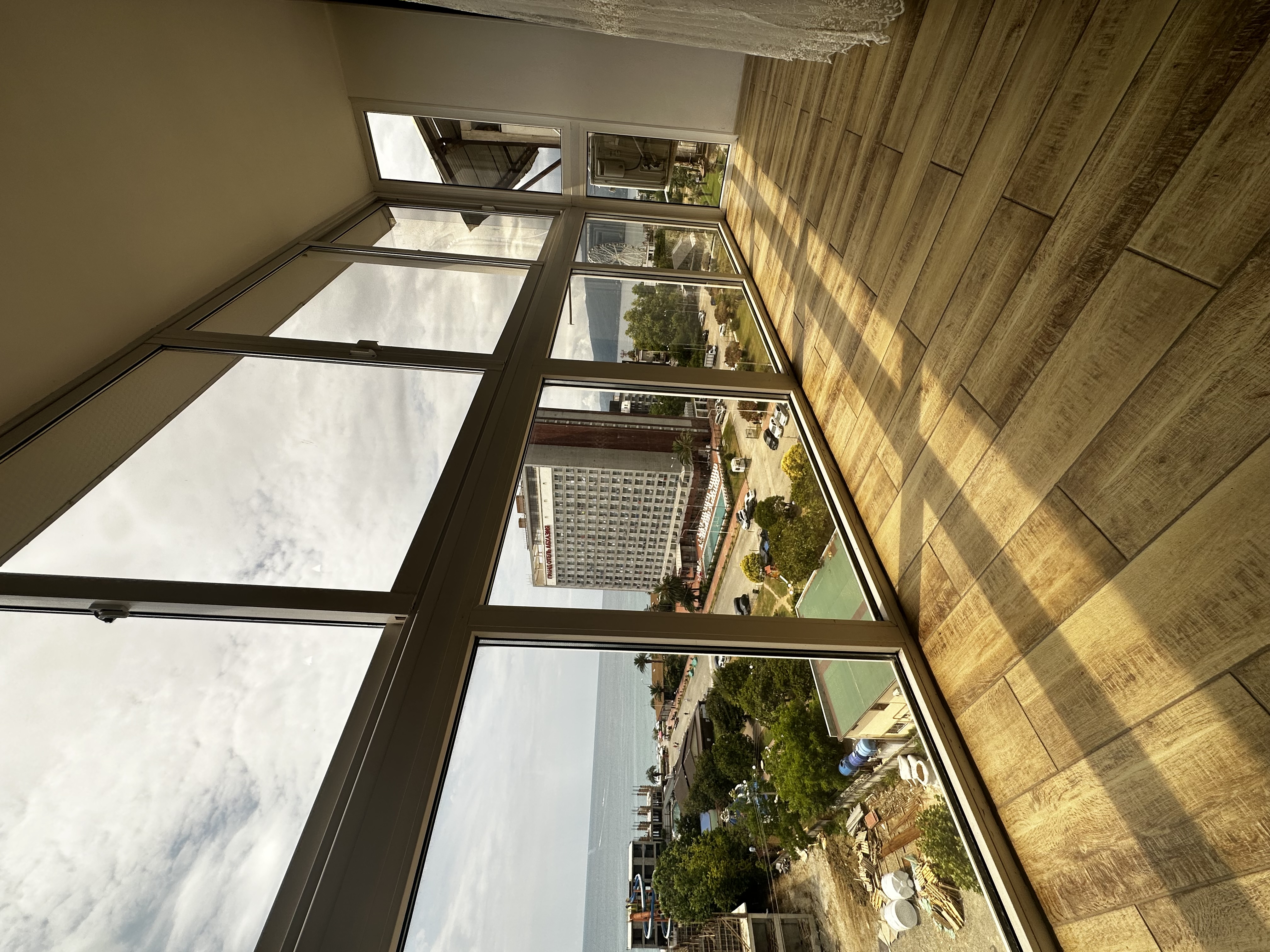 5-комнатная квартира с панорамным видом, Гагра — фото 2