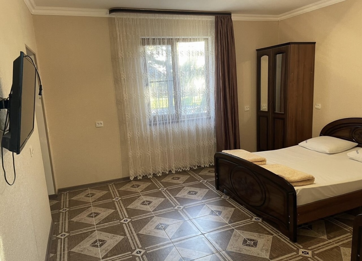 Дом у Кристины, Абхазия — главное фото