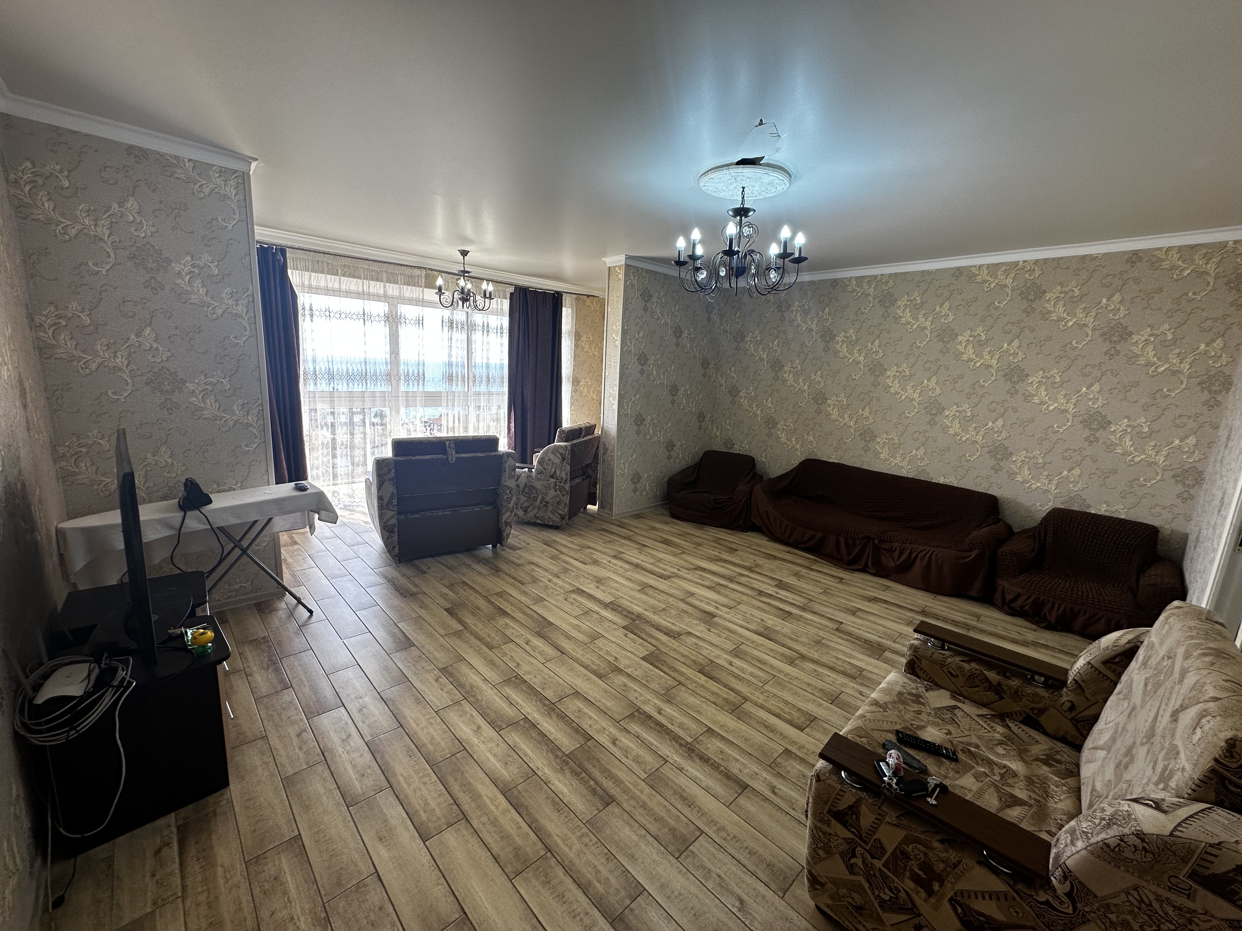 5-комнатная квартира с панорамным видом, Гагра — фото 9