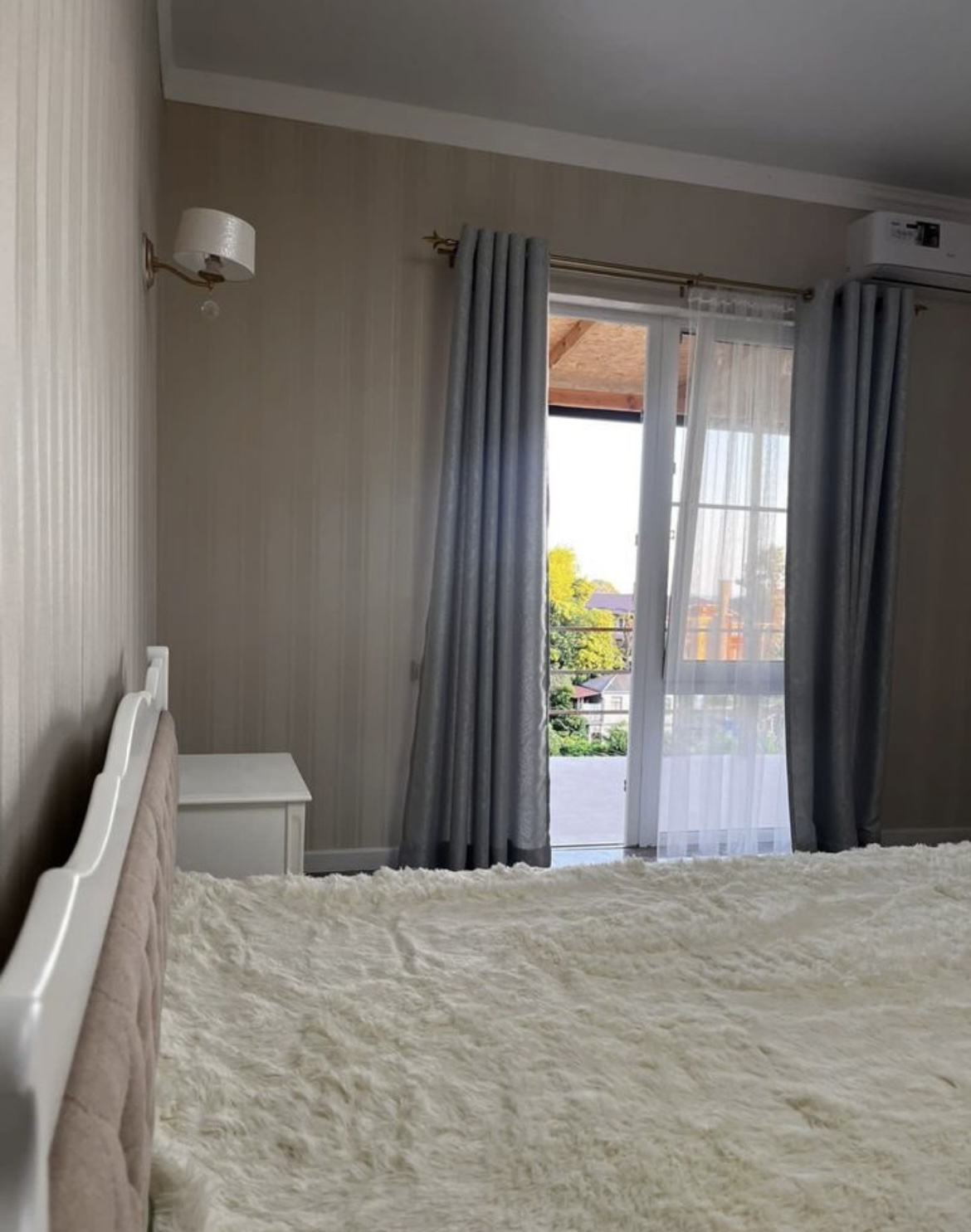 Silver House, Гагра — фото 7