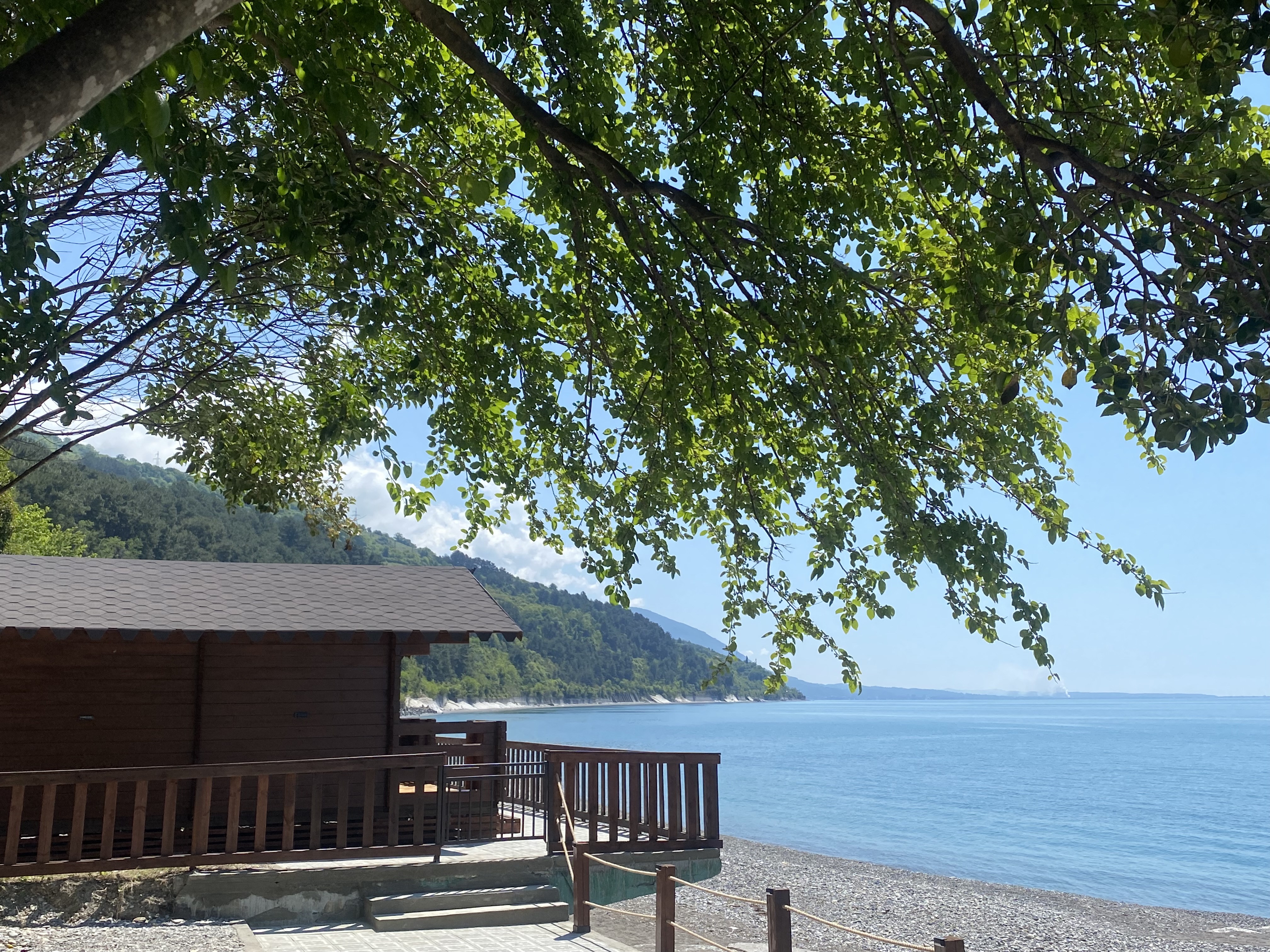 Домики на Берегу Моря Багрипш, Багрипш — фото 1