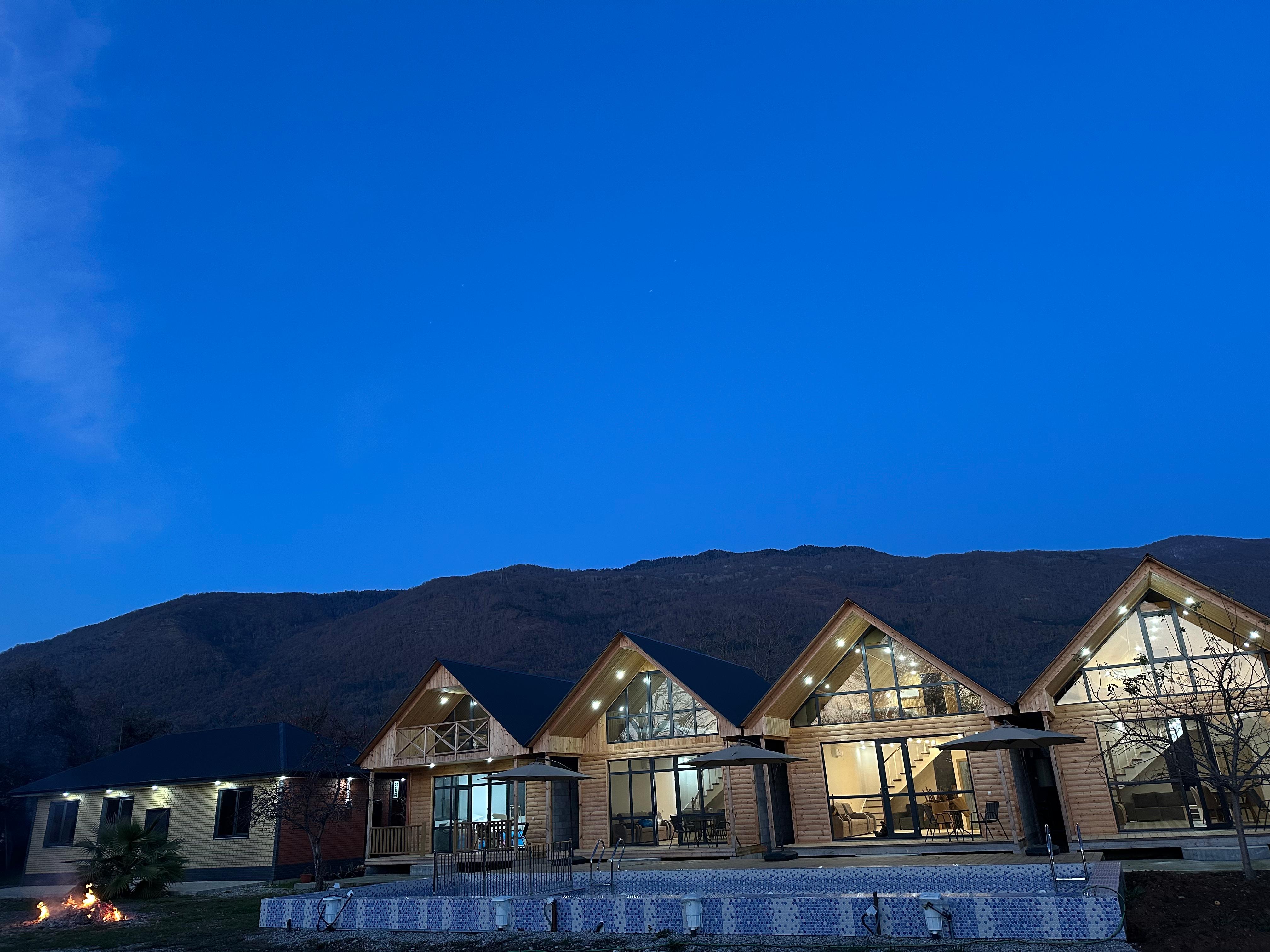 Ахан, Гагра