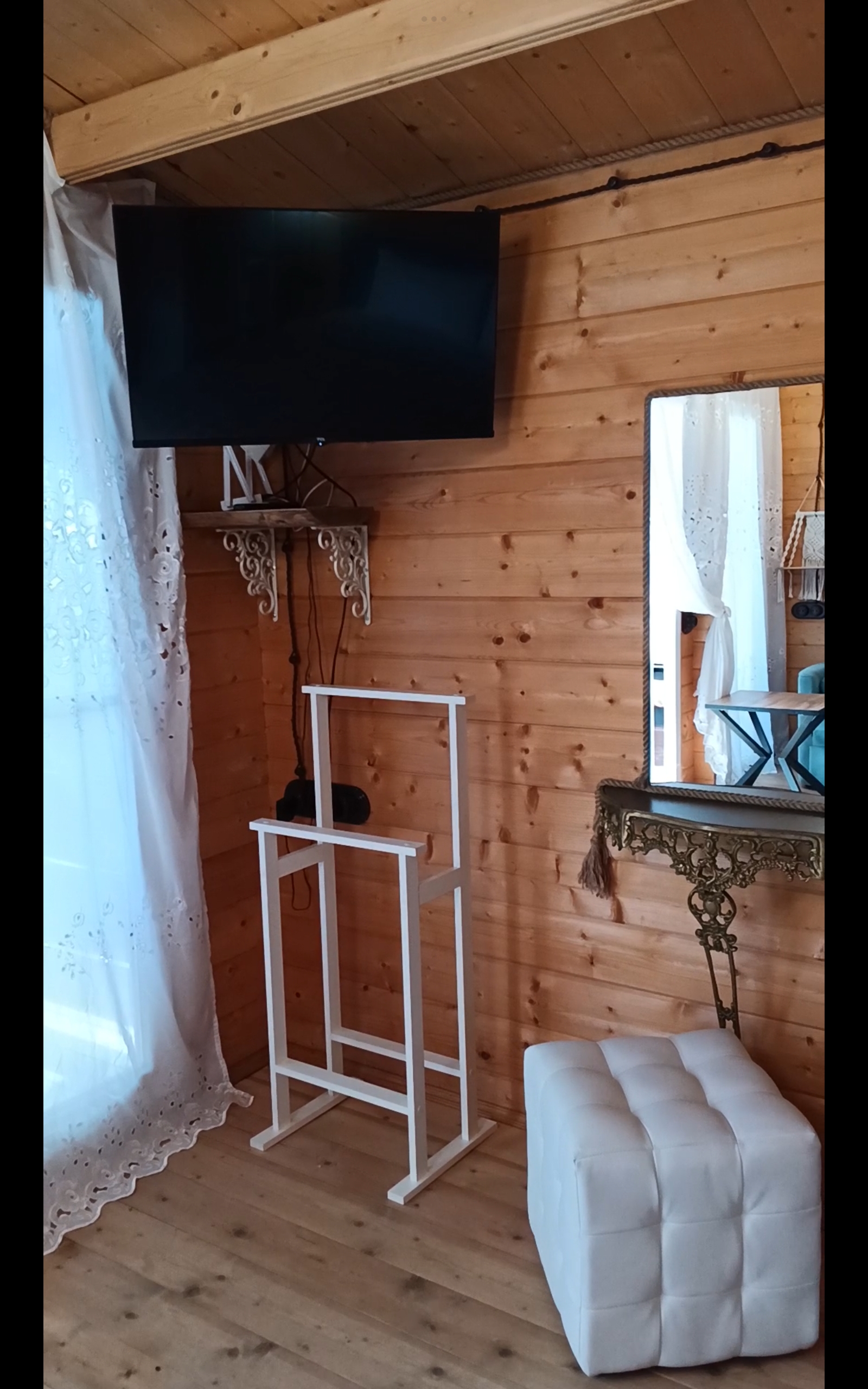 Веранда, Сухум — фото 4