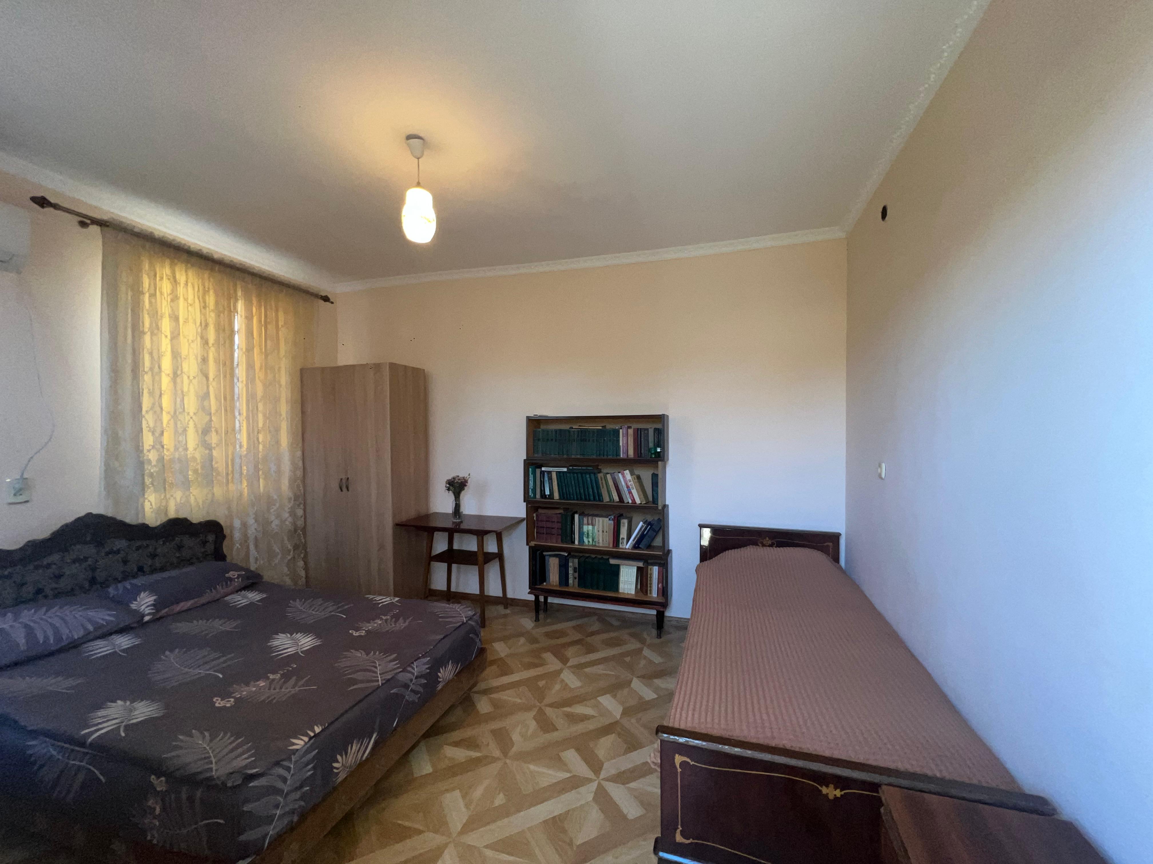 Дом Гунда, Сухум — фото 4