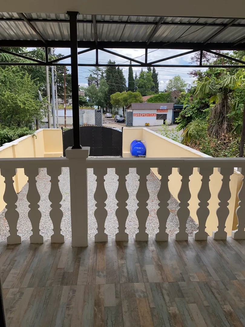 Гостевой дом "Луч" на Маяке, Сухум — фото 3