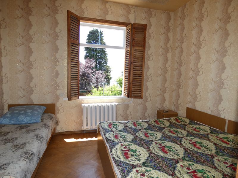 У КАРИНЫ, Сухум — главное фото