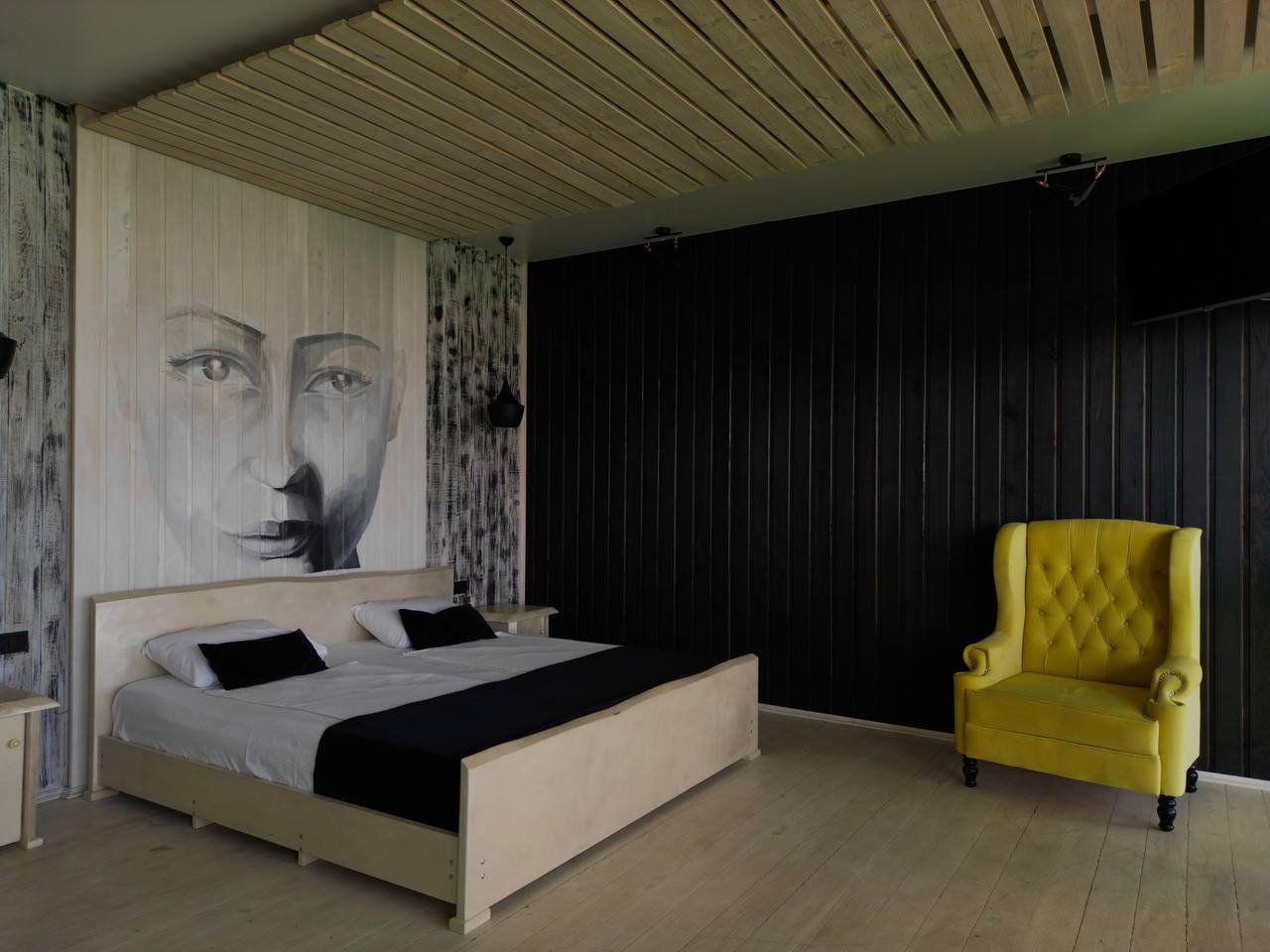 Room Photo